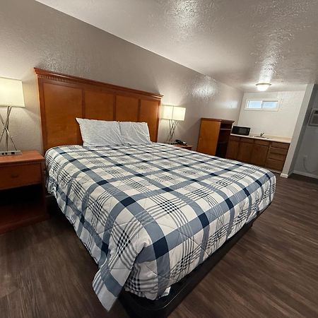 Budget Inn ベンド エクステリア 写真